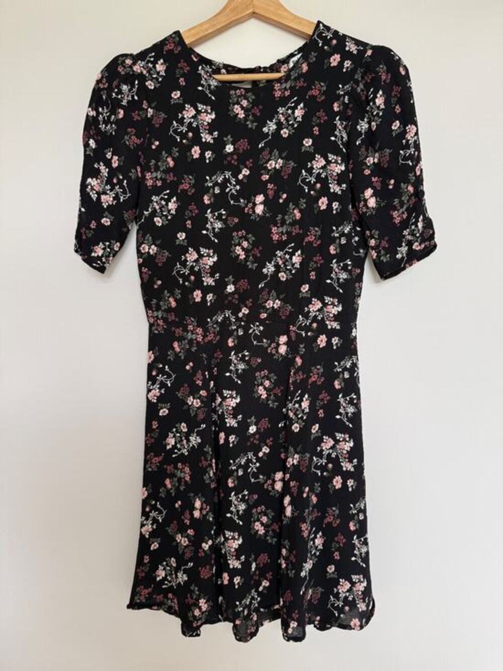 Reformation Black Floral Mini Dress Size 0(?) Puff Sleeve Romantic Boho Cottage